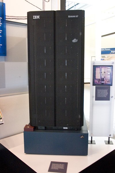 IBM Deep Blue computer IBM capace di giocare a scacchi